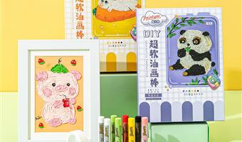 油性蜡笔：黑板报创作的持久色彩